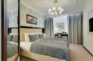 Гостиница Big Marine Санкт-Петербург Двухместный номер с 1 кроватью или 2 отдельными кроватями-7