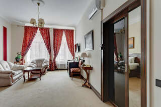 Гостиница Big Marine Санкт-Петербург Люкс с 2 спальнями-5